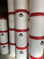 contenitori in plastica con